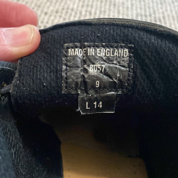 Dr. Martens Classic Men Size 9 Smooth Leather Lace up Boots Doc Martens - Picture 4 of 8